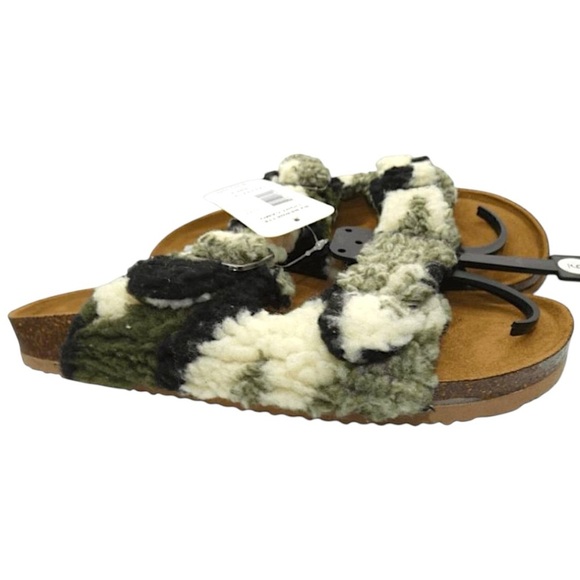 NWT R2 Bernette Camo Faux Fur Sherpa Slides Size 9 Cozy Birkenstock Style - Picture 8 of 10